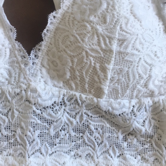 Smart & Sexy Lace Bralette - Picture 4 of 7